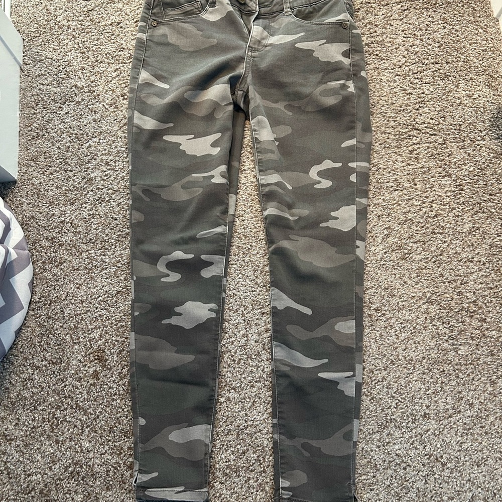 Wit & Wisdom camp pants size 0